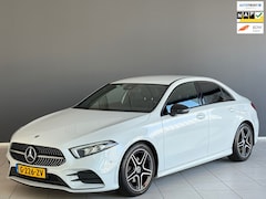 Mercedes-Benz A-klasse - 200 163pk AMG Night Dealer Onderhouden