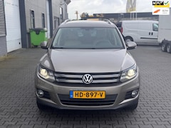 Volkswagen Tiguan - 2.0 TSI Sport&Style 4Motion