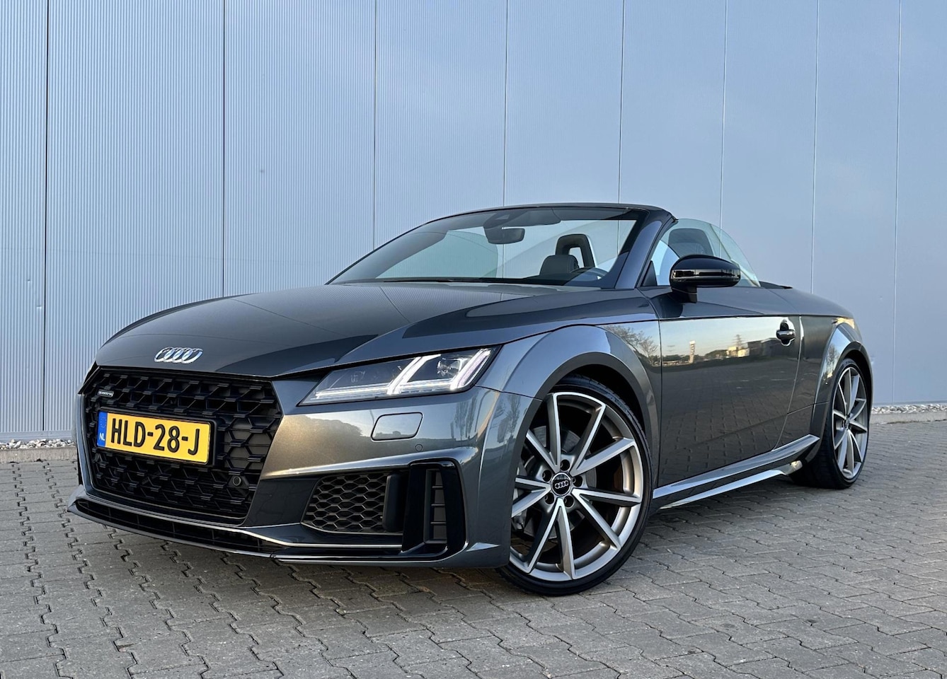 Audi TT Roadster - 45 TFSI quattro 245PK Aut S-Line Comp. - AutoWereld.nl