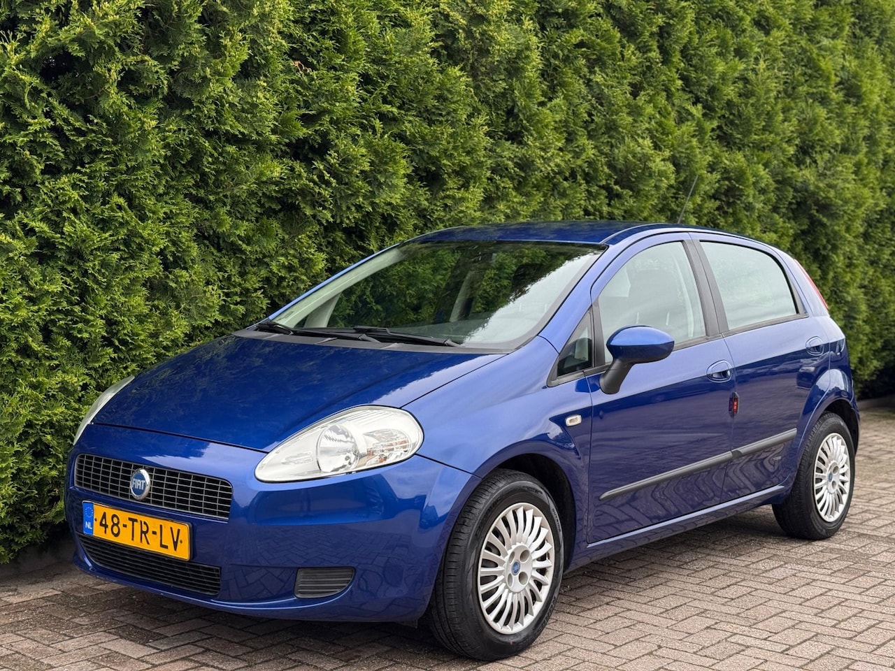 Fiat Grande Punto - 1.4-16V Dynamic Airco - AutoWereld.nl