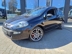 Fiat Punto Evo - 1.4-16V 135PK Multiair Racing Limited Edition 17" LMV Climate Cruise