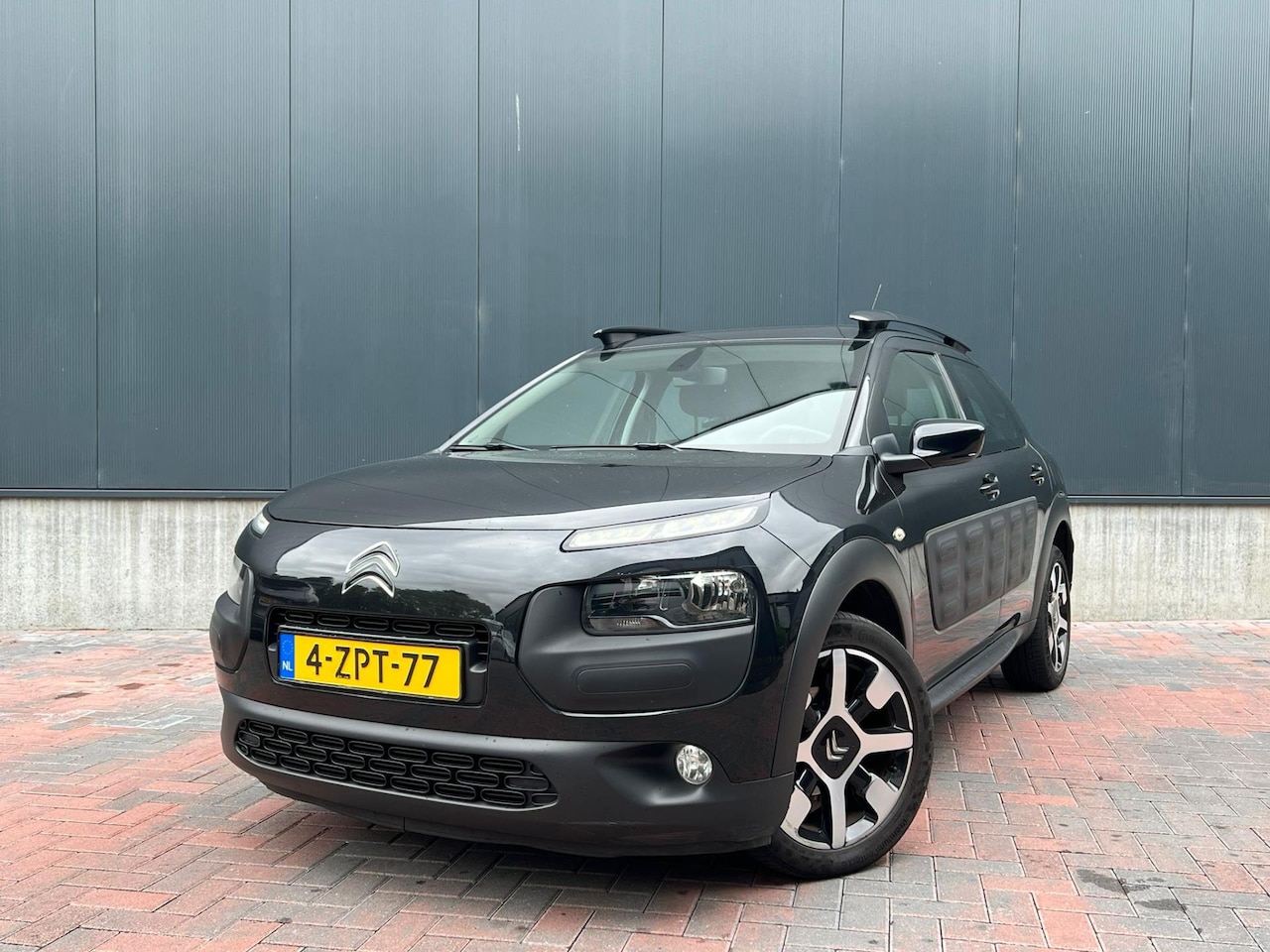 Citroën C4 Cactus - 1.2 PureTech Business * Navi * Cruise * Led * Climate * - AutoWereld.nl