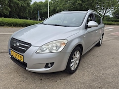 Kia Cee'd Sporty Wagon - 1.6 X-ecutive, Airco, Loopt op 3 cilinders