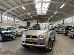 Daihatsu Terios - 1.5-16v Expedition 4WD
