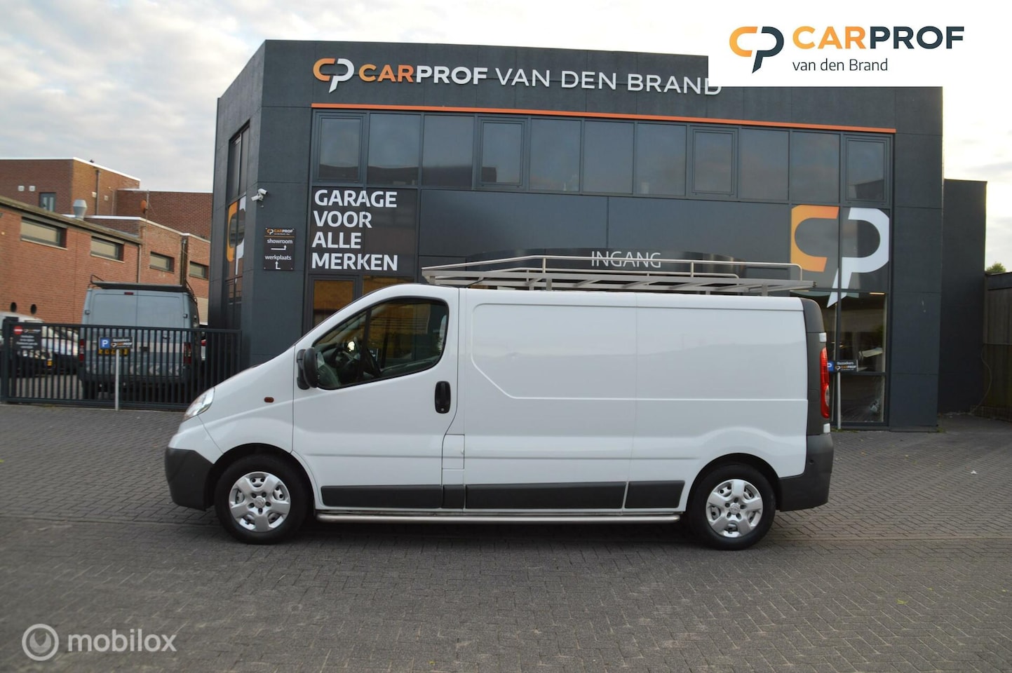 Opel Vivaro - bestel 2.0 CDTI L2H1 NIEUWE KOPPELING /IMPERIAAL - AutoWereld.nl