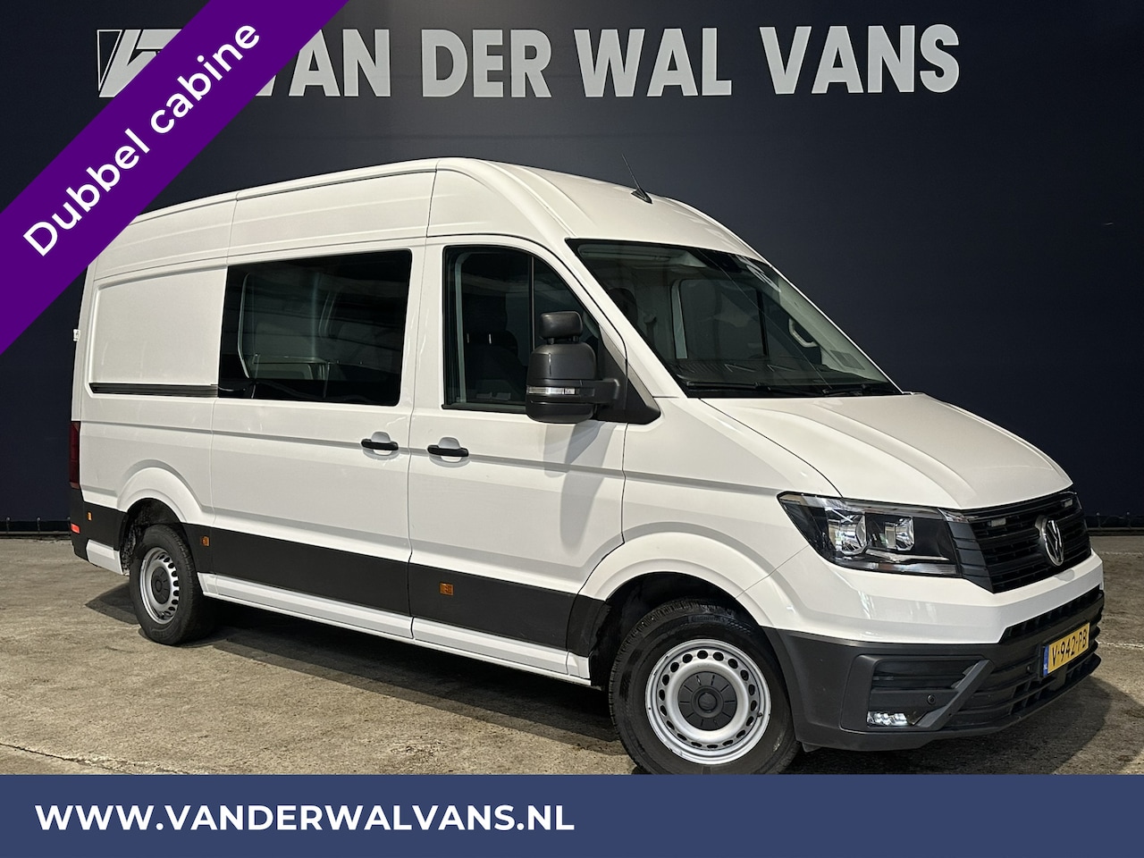 Volkswagen Crafter - 2.0 TDI 177pk L3H3 L2H2 Dubbele Cabine 3500kg Trekhaak Euro6 Airco | 5-Zits | Navigatie Cr - AutoWereld.nl