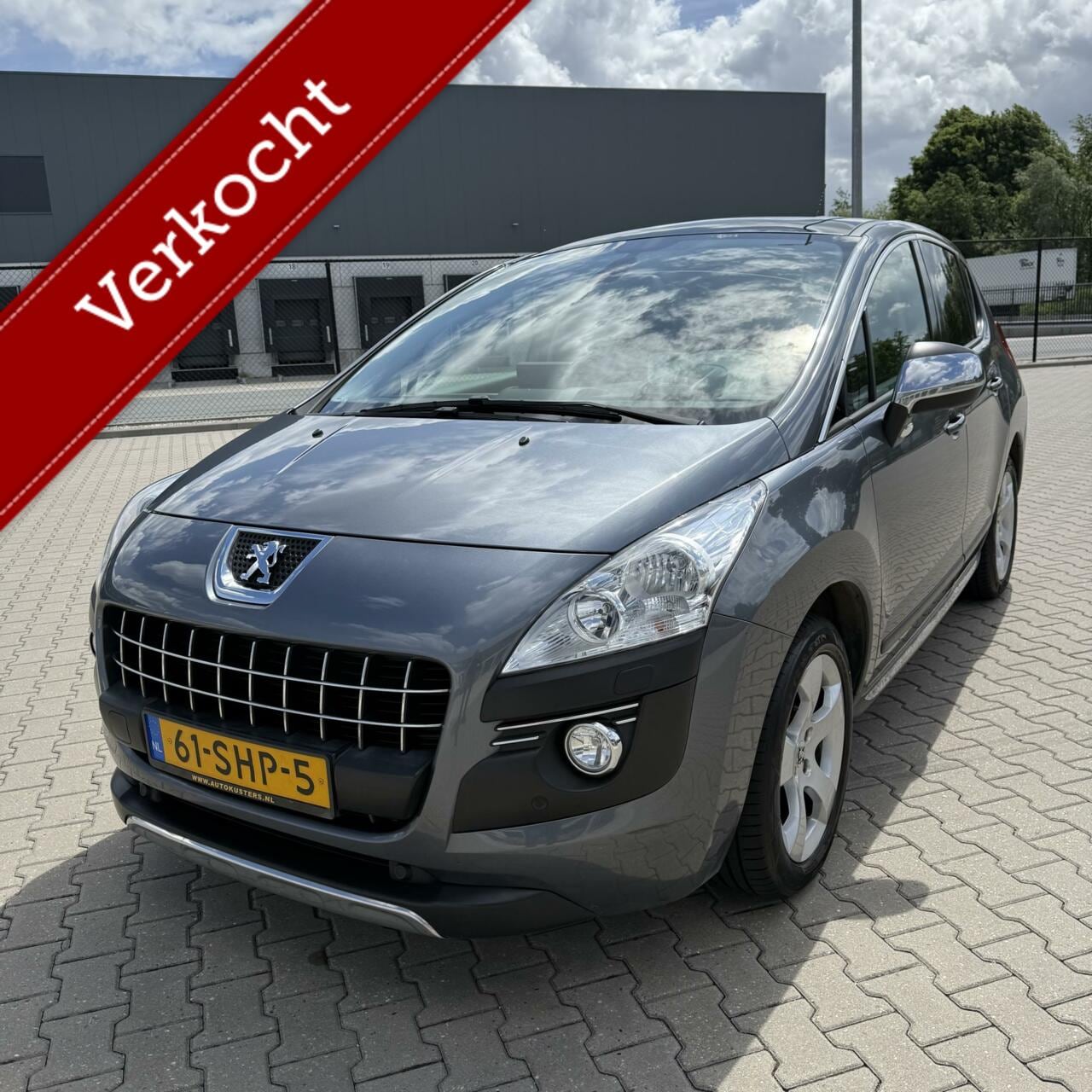 Peugeot 3008 - 1.6 GT Automaat | Panoramadak | Trekhaak - AutoWereld.nl