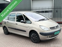 Citroën Xsara Picasso - 1.8i-16V Différence 2 Airco, Cruise