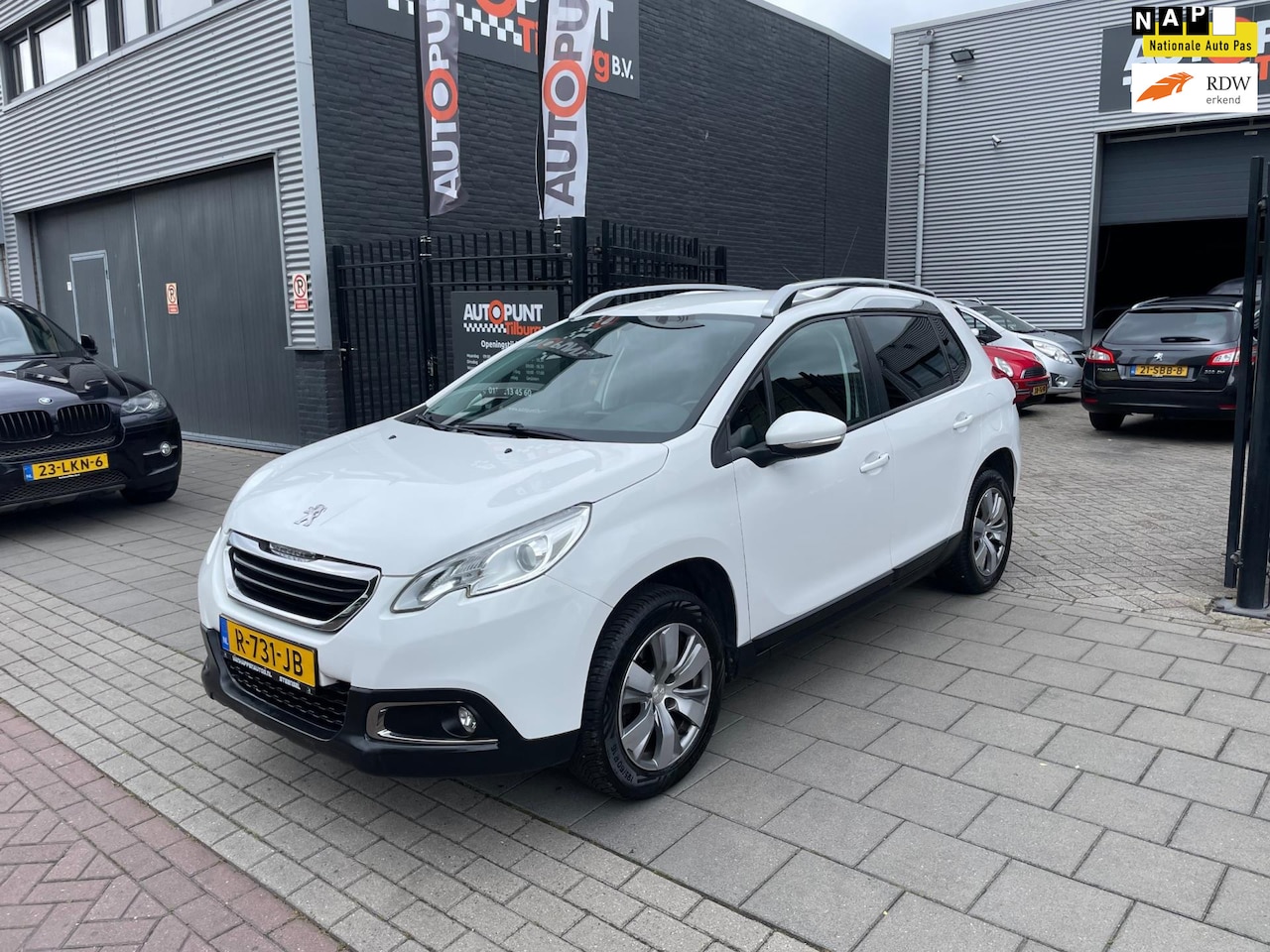 Peugeot 2008 - 1.2 PureTech Allure Trekhaak Navi Airco NAP APK - AutoWereld.nl