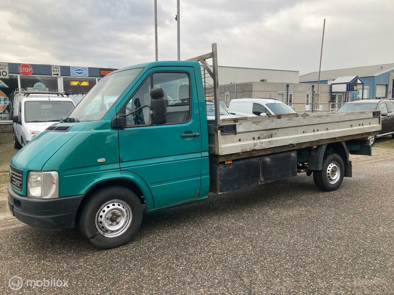 Volkswagen LT 35 - 2.5 TDI Open Laadbak - AutoWereld.nl