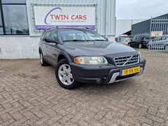 Volvo XC70 - 2.5 T Summum LEER AIRCO YOUNGTIMER