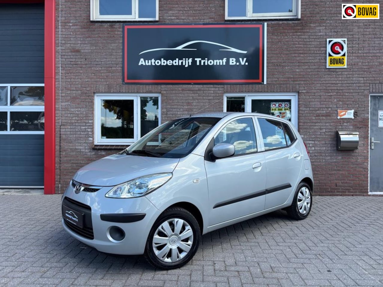 Hyundai i10 - AUTOMAAT - AIRCO - ELEKTRISCH PAKKET- TREKHAAK..!! - AutoWereld.nl
