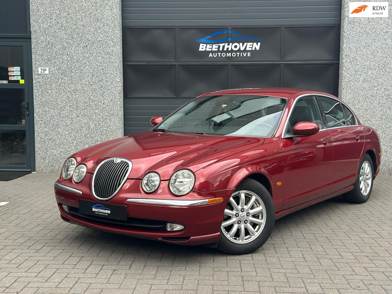 Jaguar S-type - 2.5 V6 Executive / 1ste eigenaar / Youngtimer - AutoWereld.nl