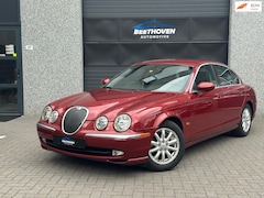 Jaguar S-type - 2.5 V6 Executive / 1ste eigenaar / Youngtimer