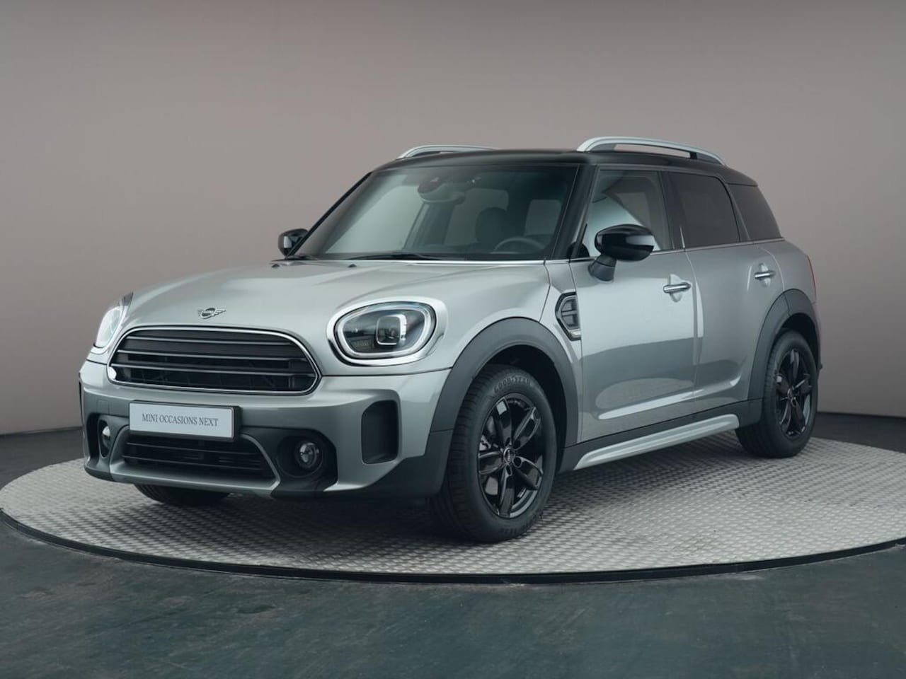 MINI Countryman - 1.5 Cooper Business Edition 1.5 Cooper Business Edition - AutoWereld.nl