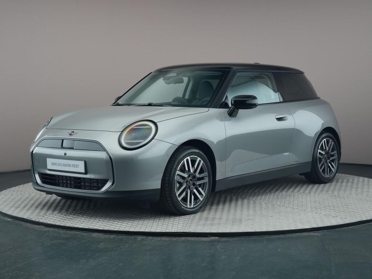 MINI Cooper - E Classic L - AutoWereld.nl