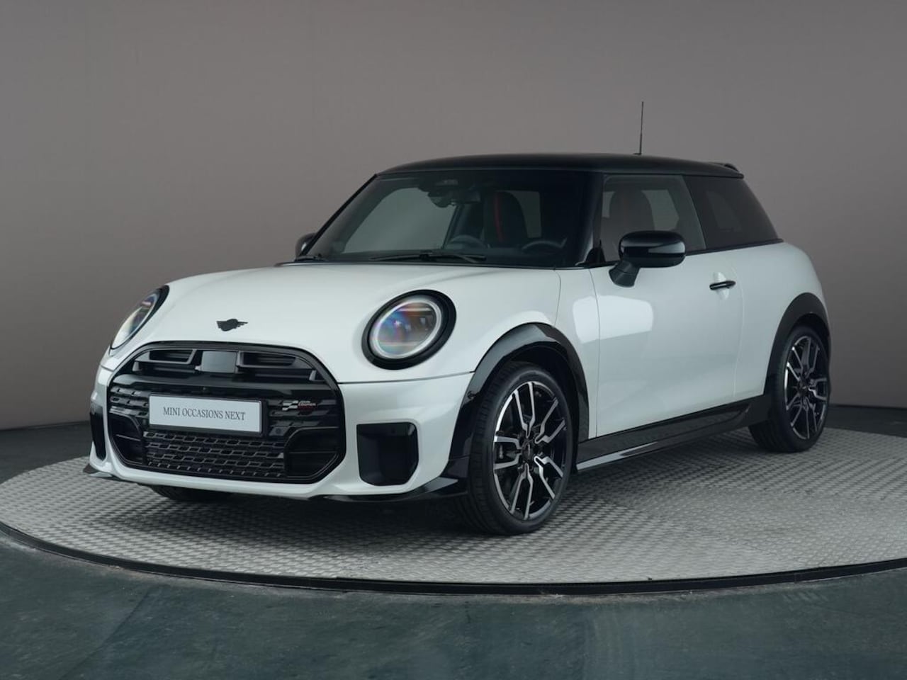 MINI John Cooper Works - 2.0 S Cooper XL - AutoWereld.nl