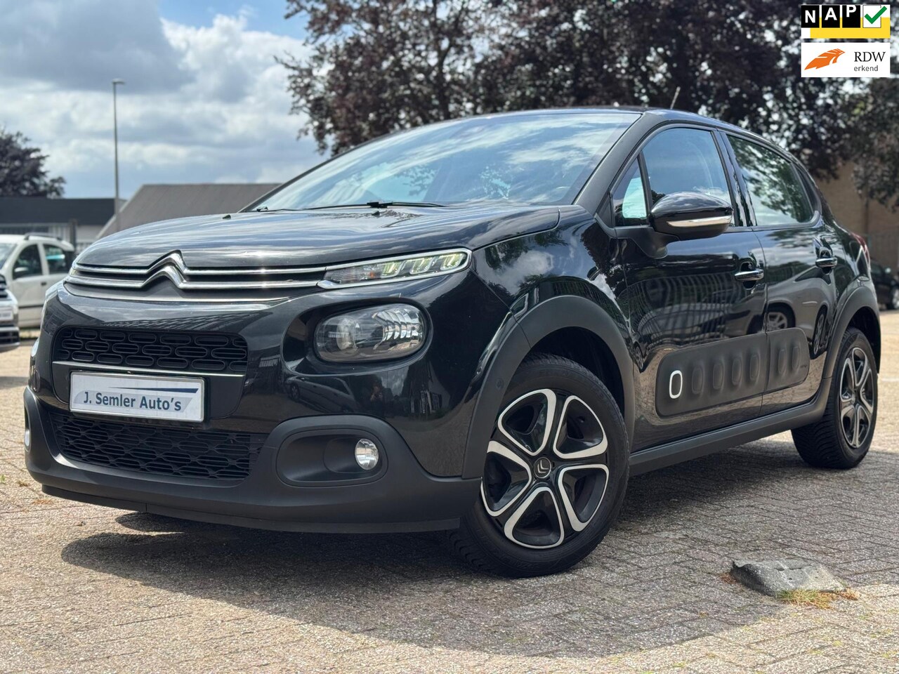 Citroën C3 - 1.2 PureTech S&S Shine NAVI CRUISE CAMERA PDC KEY LESS GO - AutoWereld.nl