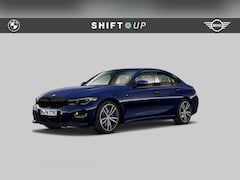 BMW 3-serie - 330e M-Sport | Schuifdak | Head Up | CoPilot | Harman Kardon | Laser