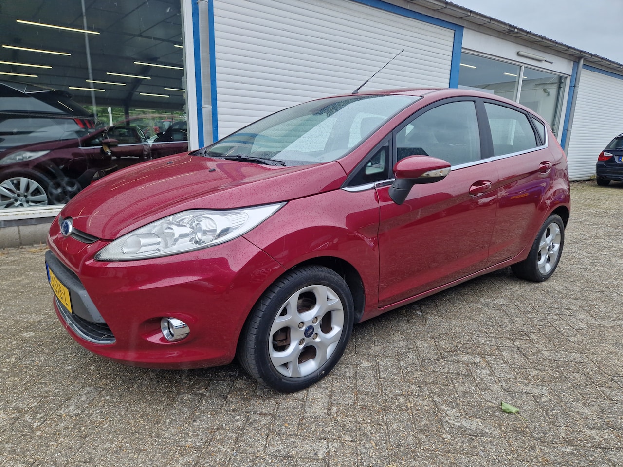 Ford Fiesta - 1.6 Ghia 1.6 Ghia - AutoWereld.nl