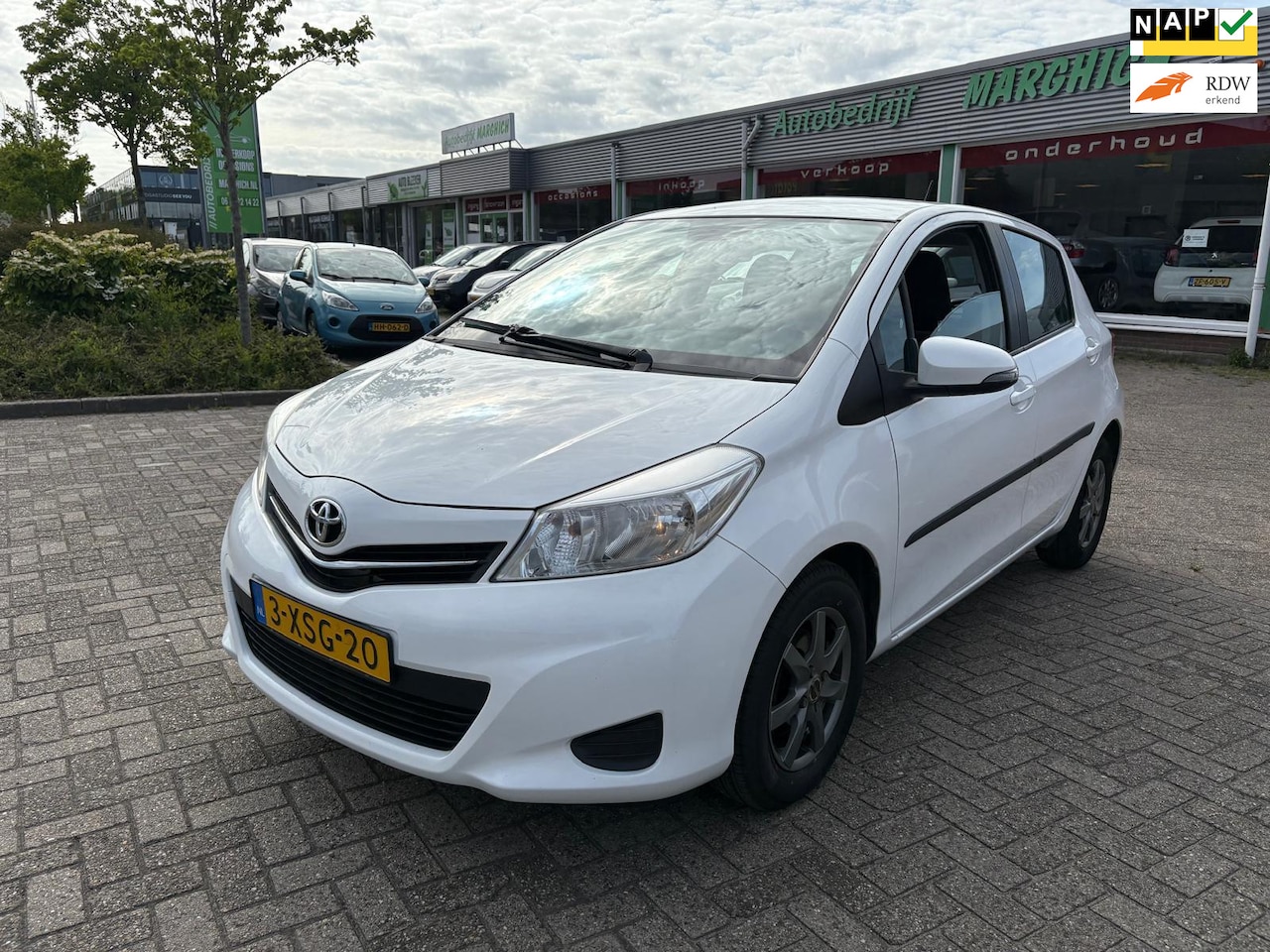 Toyota Yaris - 1.0 VVT-i Toyota Yaris 1.0 VVT-i 5-deurs/airco - AutoWereld.nl