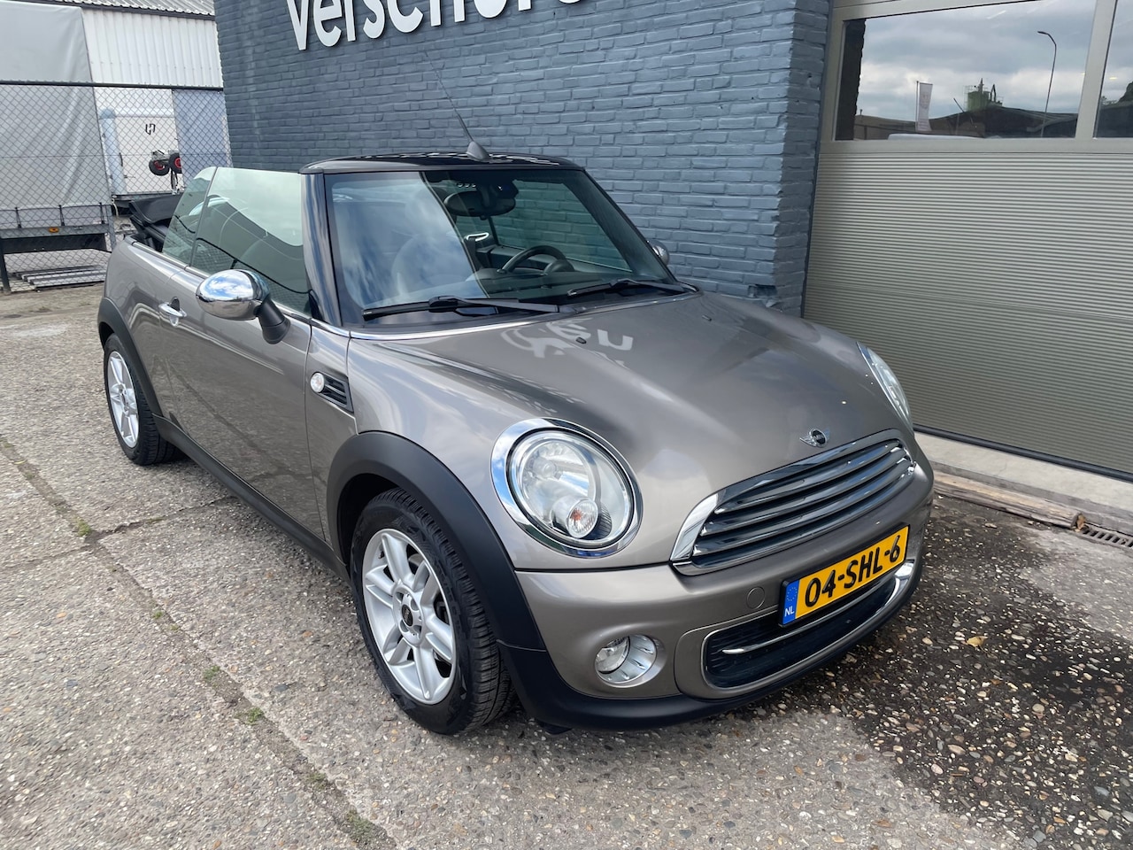MINI Cabrio - Mini 1.6 Cooper pdc union jack stoelverwarming - AutoWereld.nl