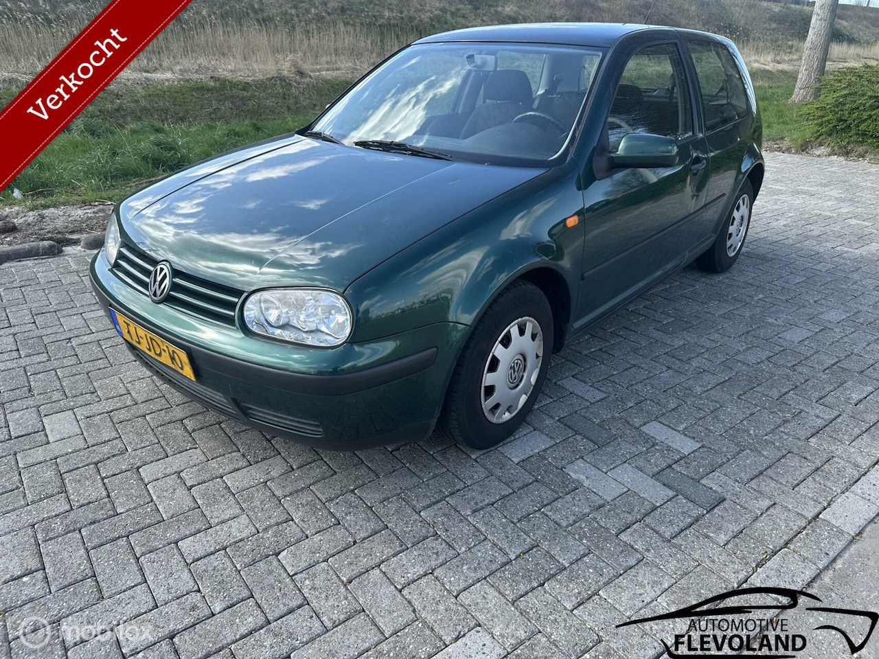 Volkswagen Golf - 1.4-16V 1.4-16V - AutoWereld.nl