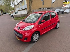Peugeot 107 - Nieuw APK / 128.000 NAP / 5 deurs / Leuke auto