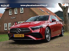 Mercedes-Benz A-klasse - 180 AMG Line Aut. | AMG-Pakket | Slechts 5.500KM | Orig. NL | Dodehoekbewaking | Nieuwstaa