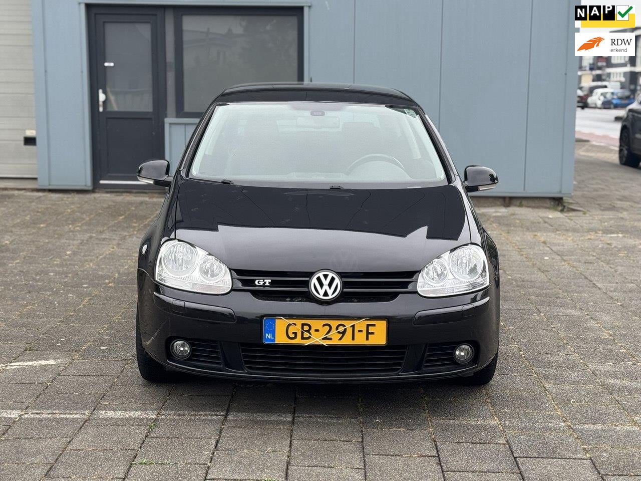 Volkswagen Golf - 1.6 FSI Trendline 1.6 FSI Trendline ,airco ,nieuwe apk ,cruise Controle, aluminium velgen - AutoWereld.nl