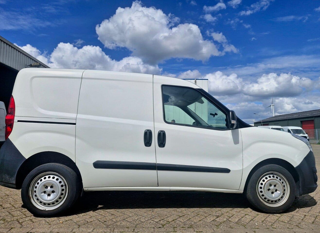 Opel Combo - 1.3 CDTi L1H1 Edition 1.3 CDTi L1H1 Edition - AutoWereld.nl