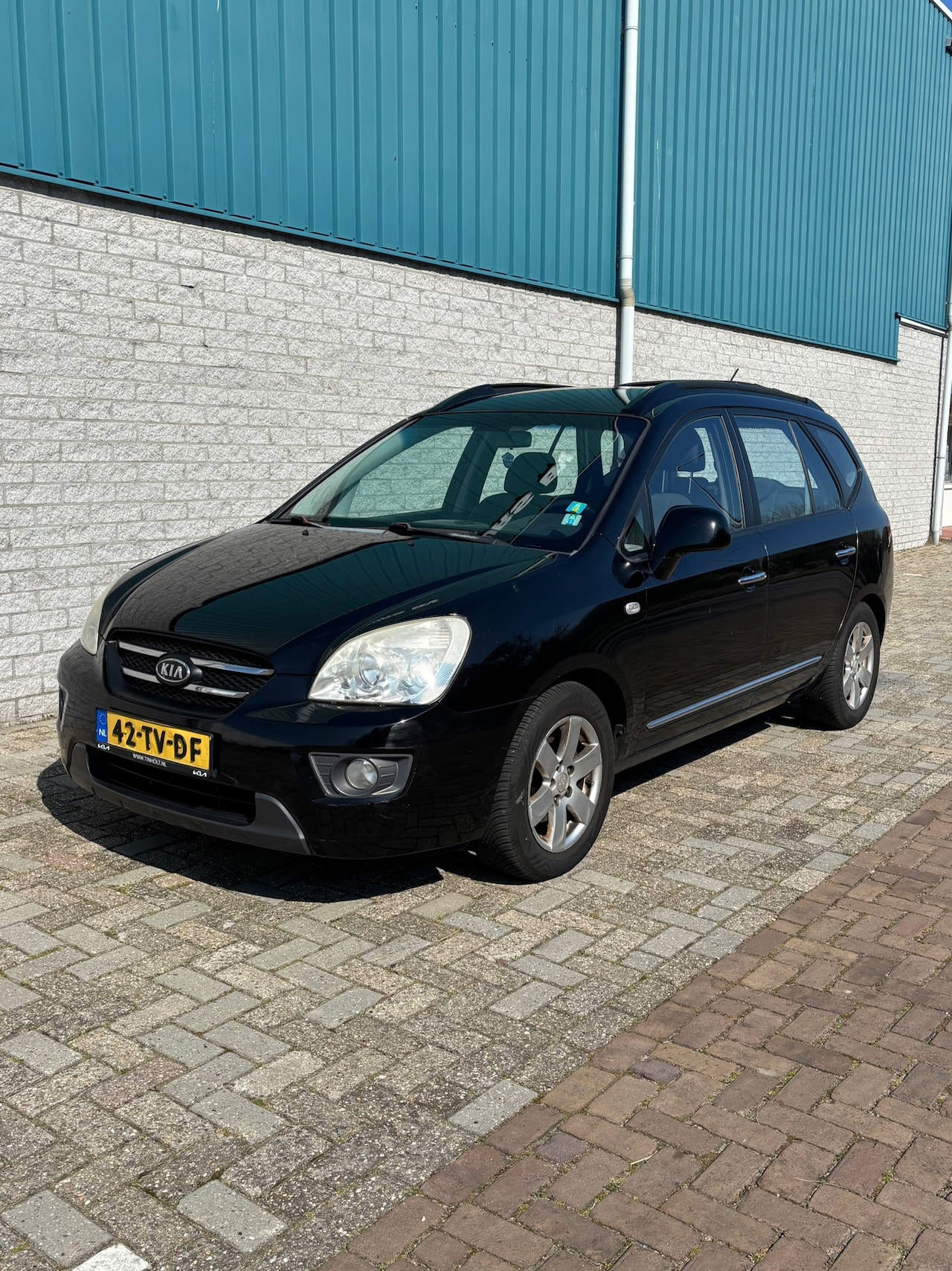 Kia Carens - 2.0 CVVT X-ecutive Automaat - AutoWereld.nl