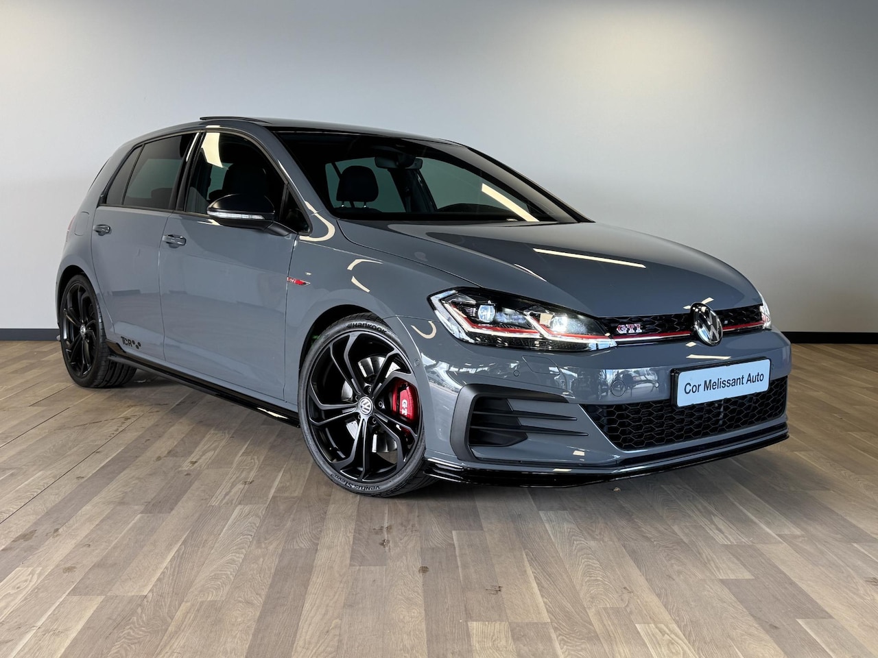 Volkswagen Golf - 2.0 TSI GTI TCR PANO | DCC | DYN - AutoWereld.nl