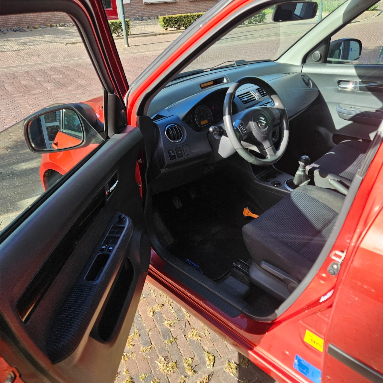 Suzuki Swift - 1.3 Shogun