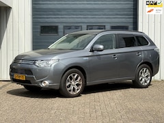 Mitsubishi Outlander - 2.0 PHEV Executive Edition NAVI/LEER