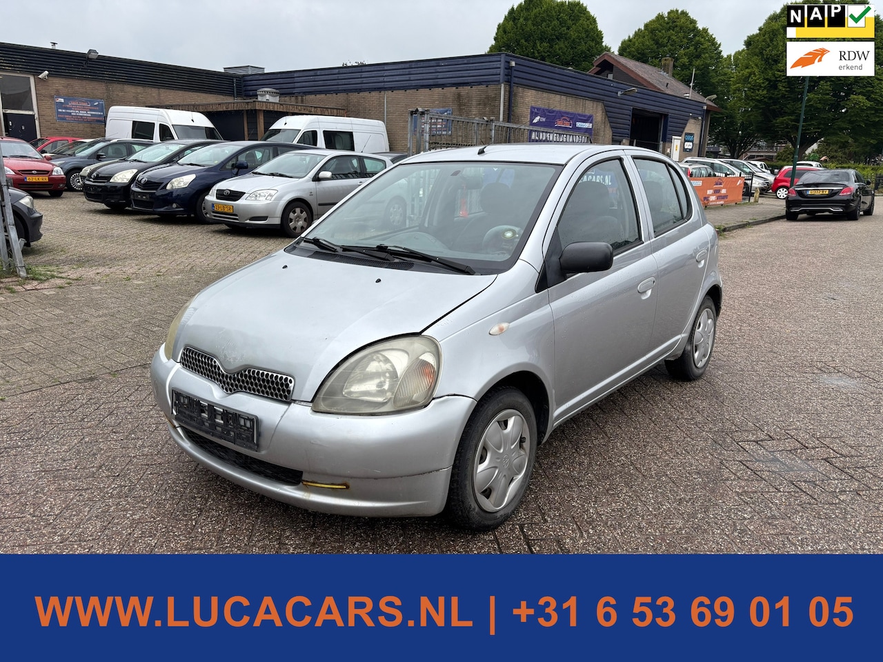 Toyota Yaris - 1.3 VVT-i - AutoWereld.nl
