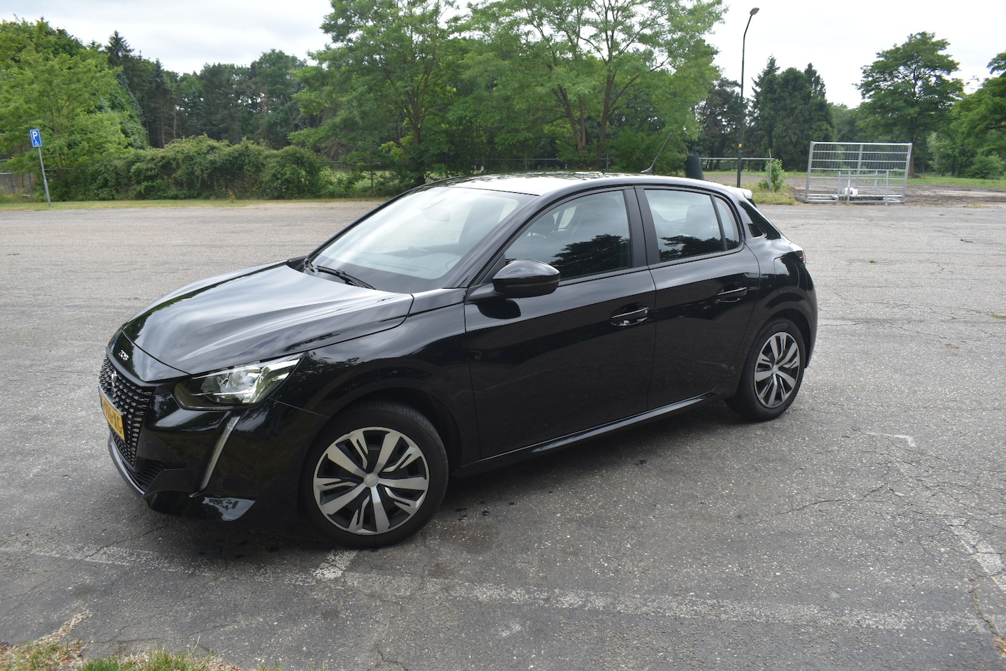 Peugeot 208 - 1.2 PureTech Active . - AutoWereld.nl