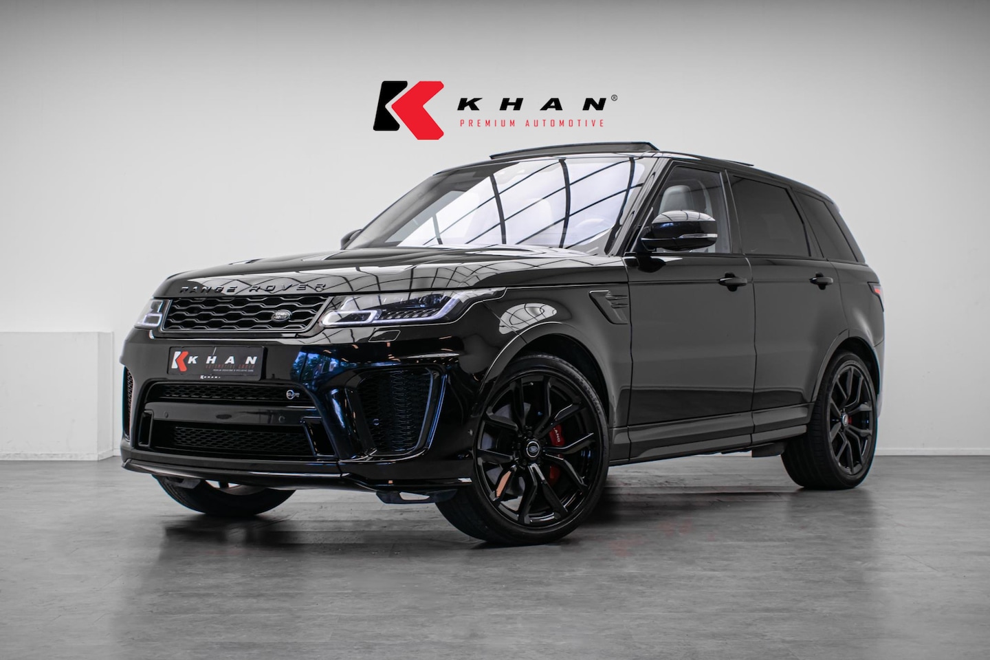 Land Rover Range Rover Sport - P575 SVR Carbon Edition |Panorama|Ambient|Adaptive|DuoTone| - AutoWereld.nl