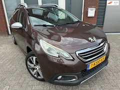 Peugeot 2008 - 1.6 VTi Féline / Pano / Leder / Navi / PDC / Cruise