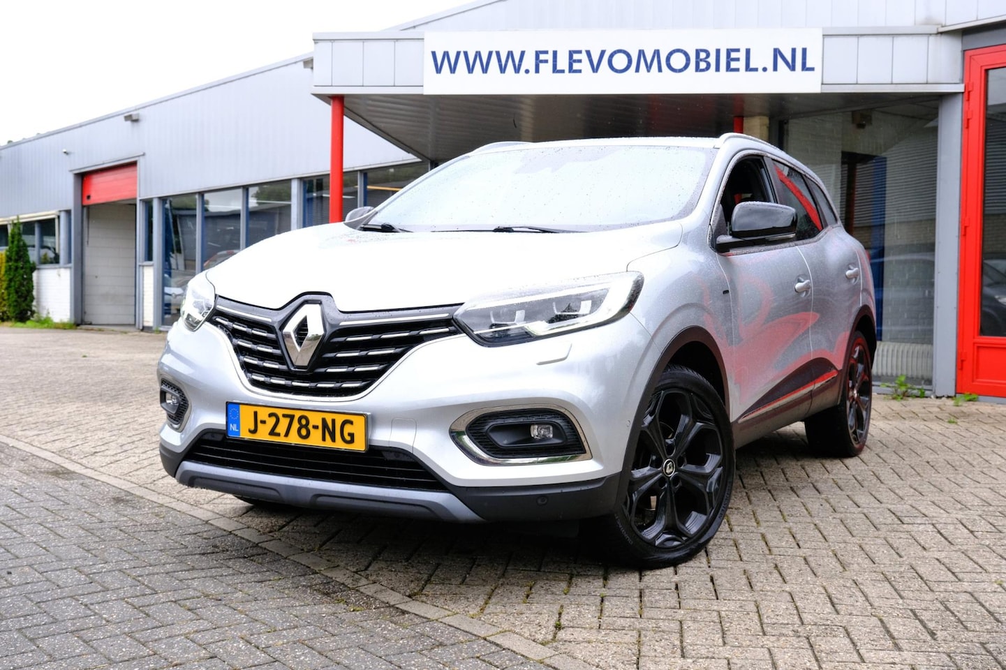 Renault Kadjar - 1.5 Blue dCi Black Edition Aut. LED|Navi|Leder-alcantara|Cam|ParkAssist - AutoWereld.nl