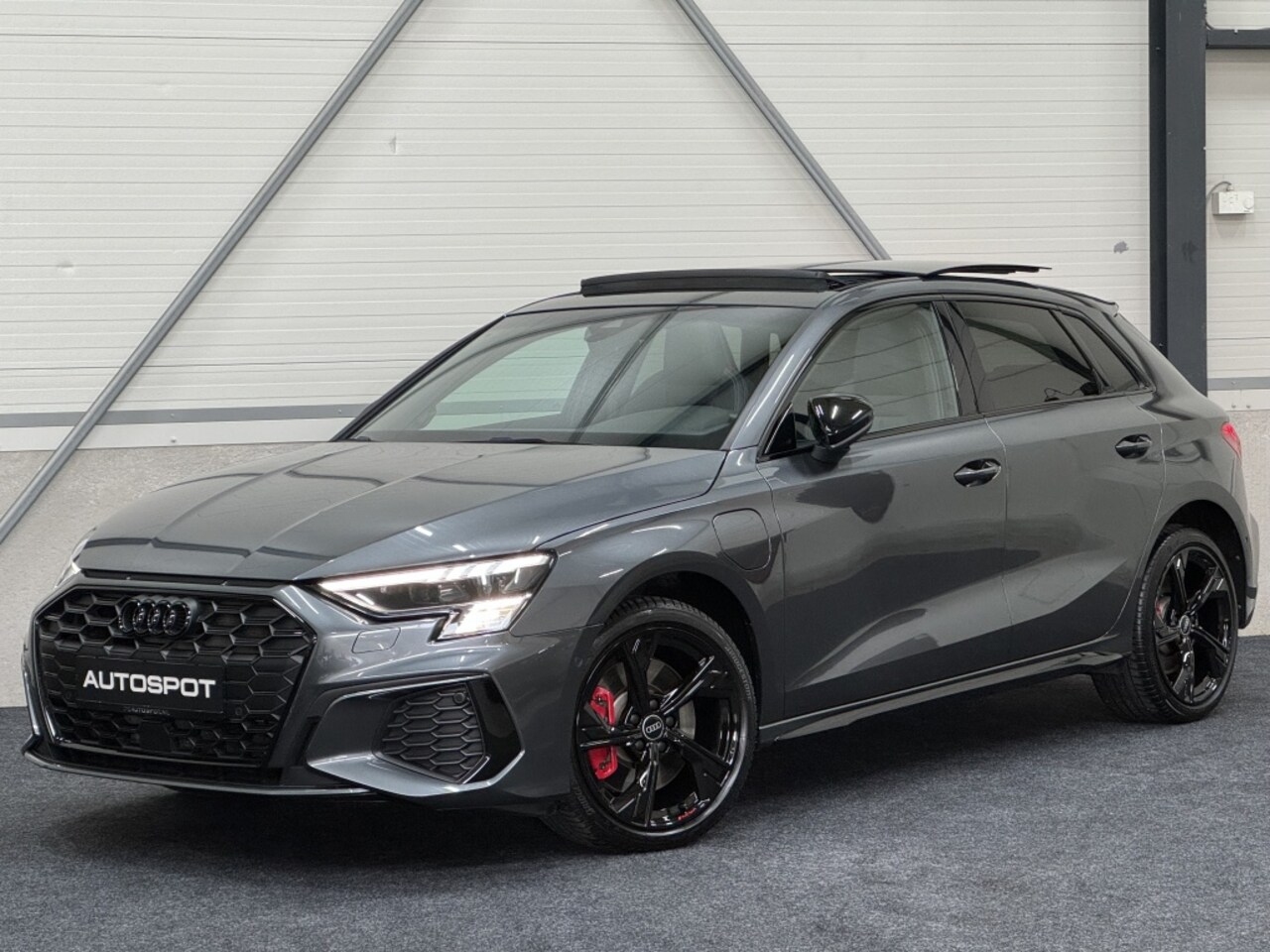 Audi A3 Sportback - A3 45 1.4 TFSI e Sportback S line (EURO 6d) - AutoWereld.nl