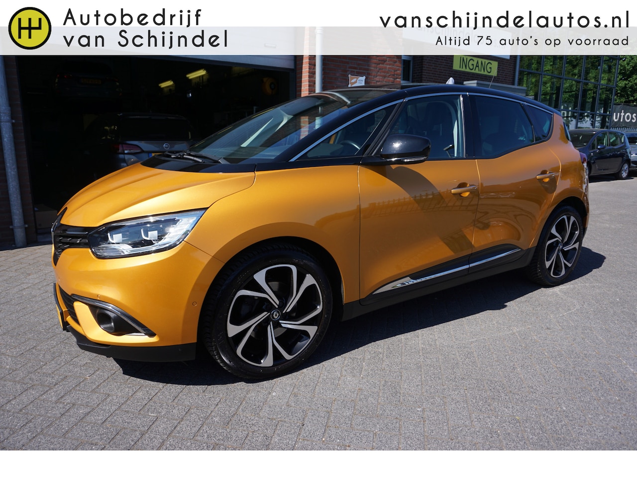 Renault Scénic - 1.2 TCE 132PK BOSE VOL LUXE TWO TONE KEURIGE NETTE STAAT PANORAMADAK VOL LUXE LEDER STOELV - AutoWereld.nl
