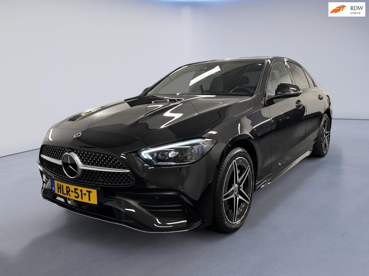 Mercedes-Benz C-klasse - 300 e AMG Line 300 e AMG Line - AutoWereld.nl