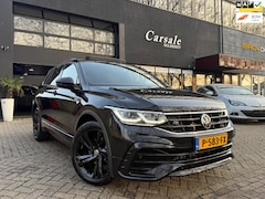 Volkswagen Tiguan - 1.5 TSI 3x R-Line Business+ Pano virtual dash