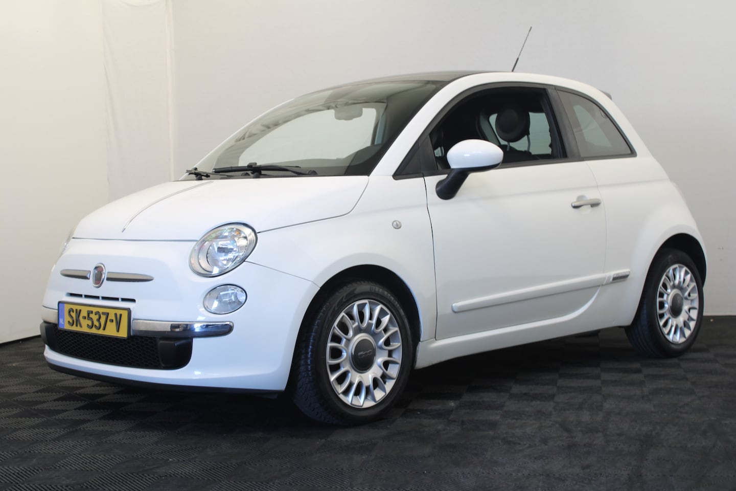 Fiat 500 - 0.9 TwinAir Pop *Hemelvaart geopend* - AutoWereld.nl
