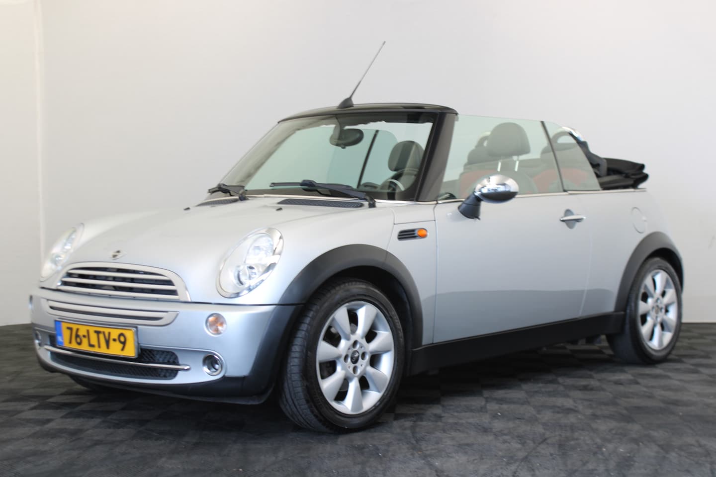 MINI Cabrio - 1.6 One Pepper Mini 1.6 One Pepper - AutoWereld.nl
