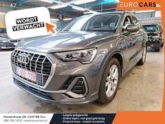 Audi Q3 - 35 TFSI S Line Climate control Adaptive cruise control Navigatie LED Trekhaak Panorama dak