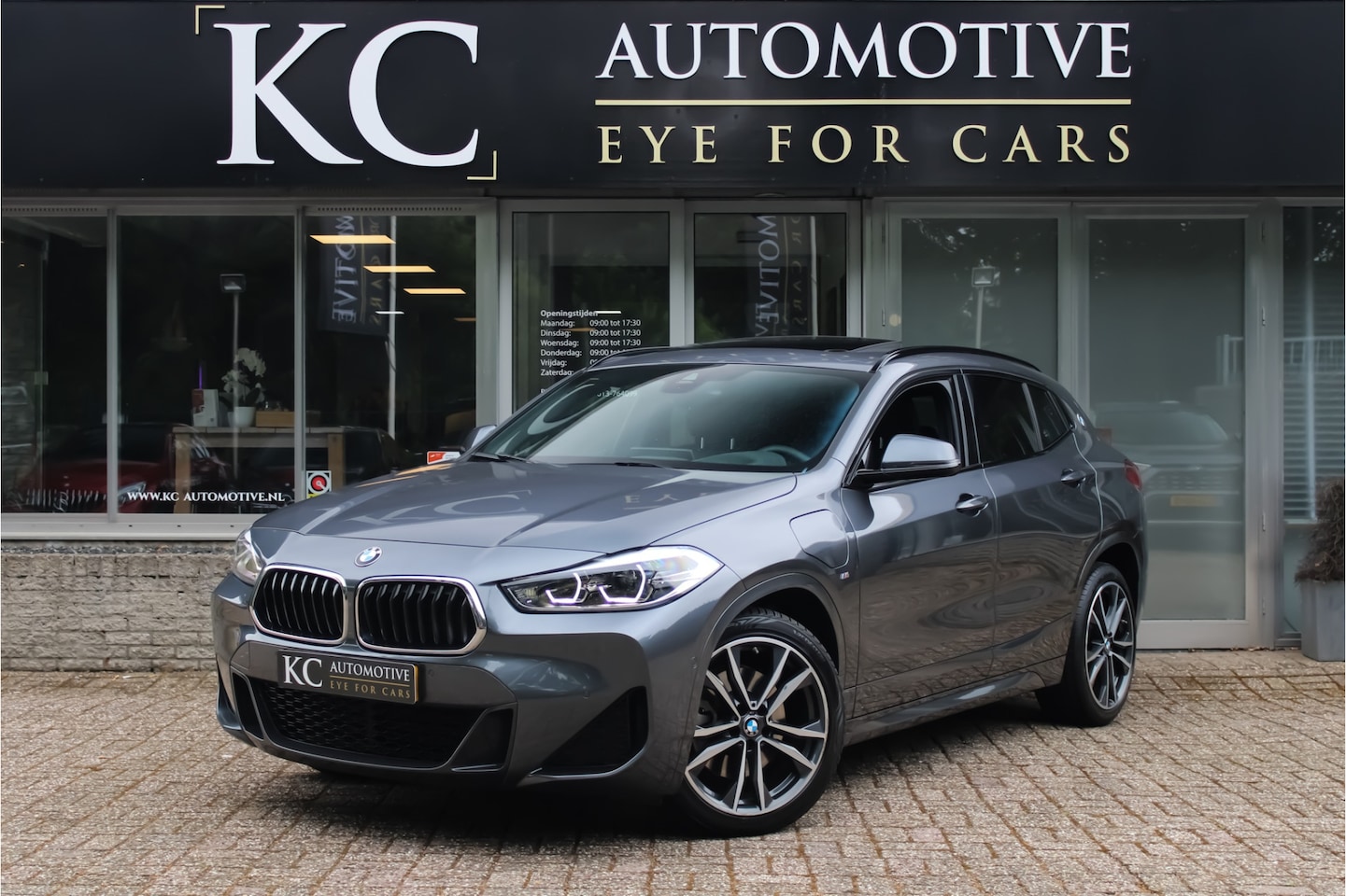 BMW X2 - xDrive25e High Ex. | FACELIFT! | Pano | HuD | H/K - AutoWereld.nl