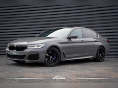BMW 5-serie - 540d xDrive High Exe / M-Sport / NL Auto / M-Stoelen / Schuifdak / Laser