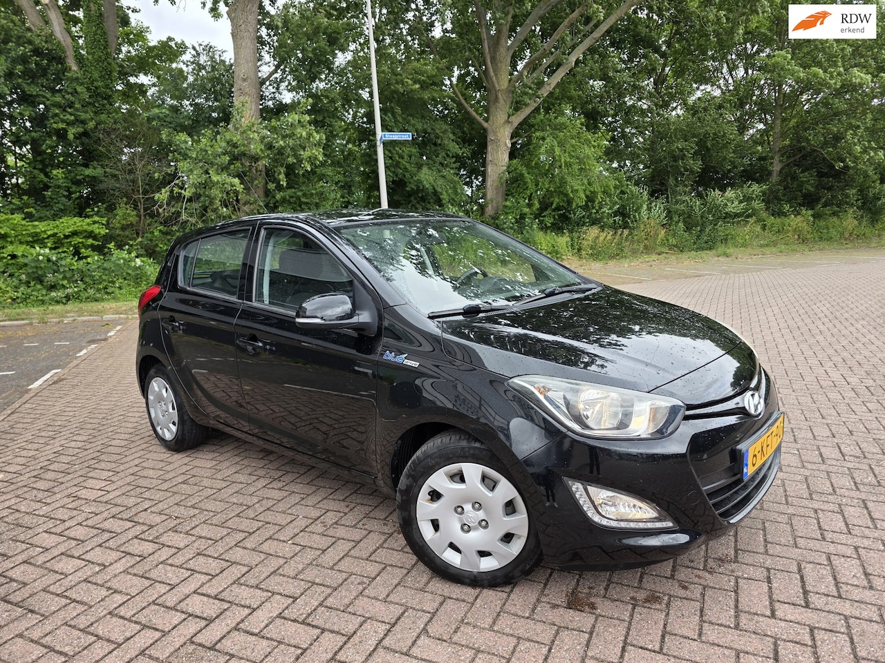 Hyundai i20 - 1.2i i-Motion Airco trekhaak Volledig onderhouden 62000 NAP - AutoWereld.nl
